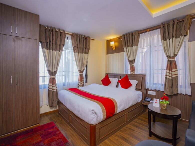 Oyo 172 Hotel Deepshree
