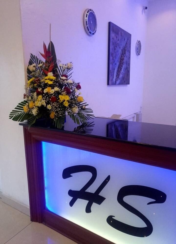 Hotel Sapphire