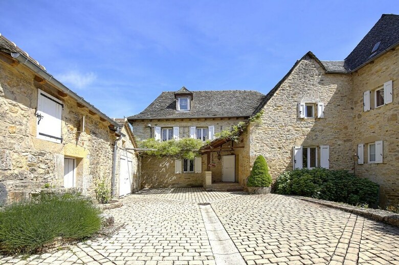 G�te De La Source Gilhodes