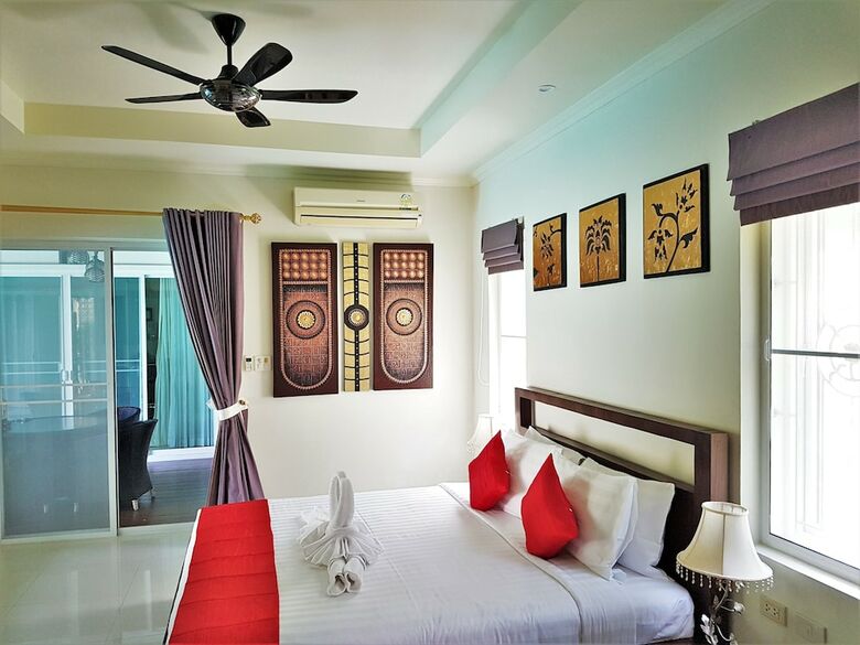 Pool Villa Karon Beach By Phr