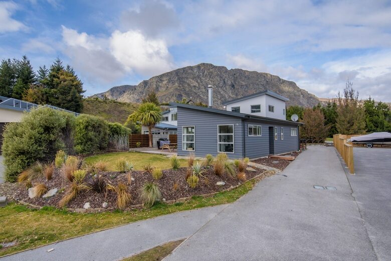 Home Comforts In Arthurs Point