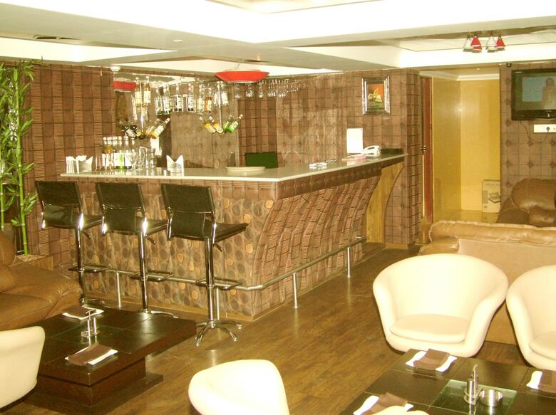Hotel Grand Dhillon
