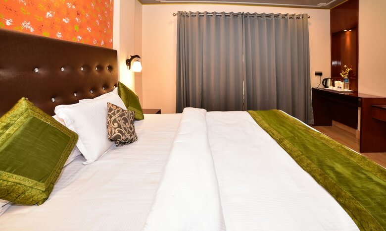 Treebo Tryst Hotel Tarcon