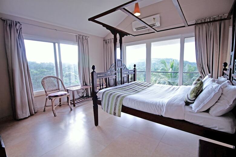 Hotel Mulberry Suites