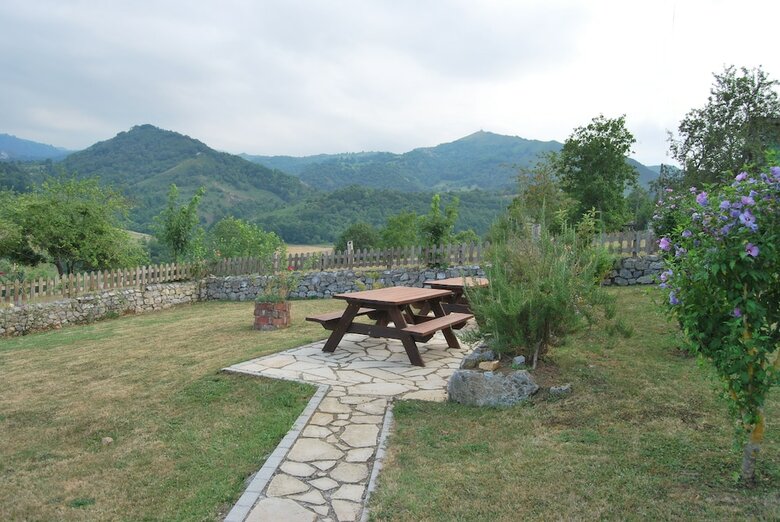 Hotel Balcon Picos De Europa