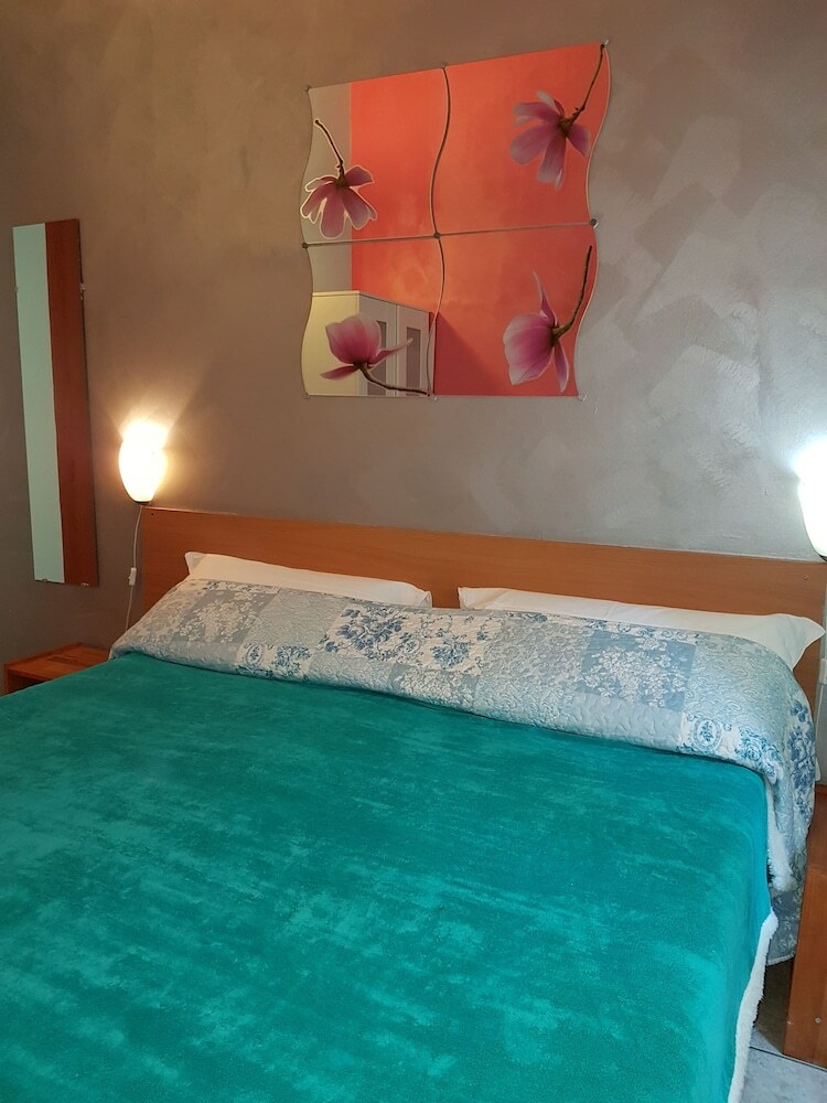Hostal Rom�n Holidays Hostel