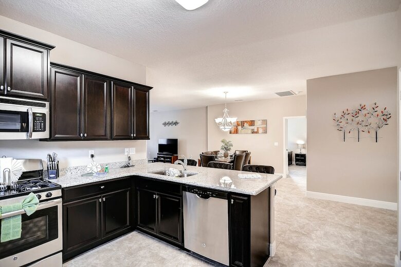 4329ac - Solterra Gated Resort