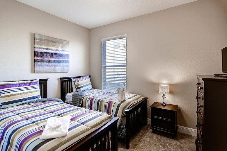 4329ac - Solterra Gated Resort