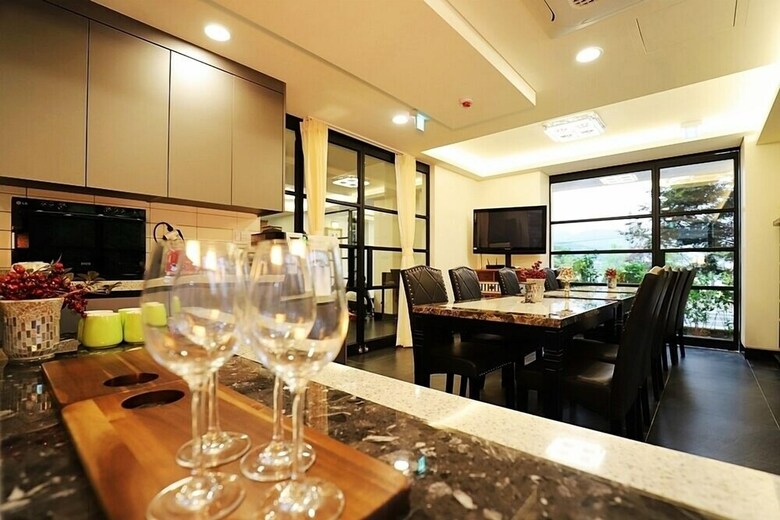 Namyangju Bukhangang Dolce Casa Hotel