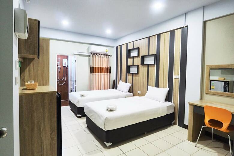 Hotel Supreme Place