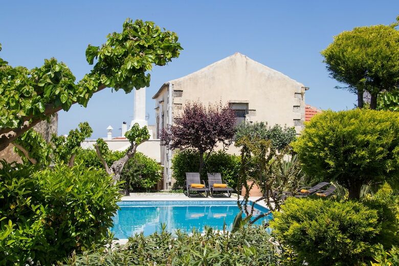 Aparthotel Arcus Suites