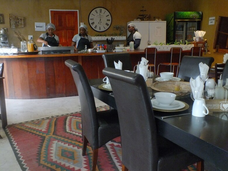 Bed & Breakfast Uzuri Guesthouse