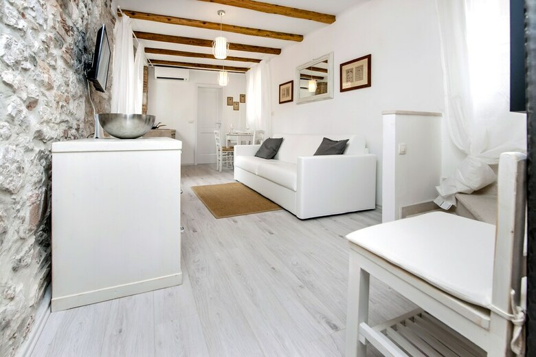 Apartment And Studio Ca 3 Vie
