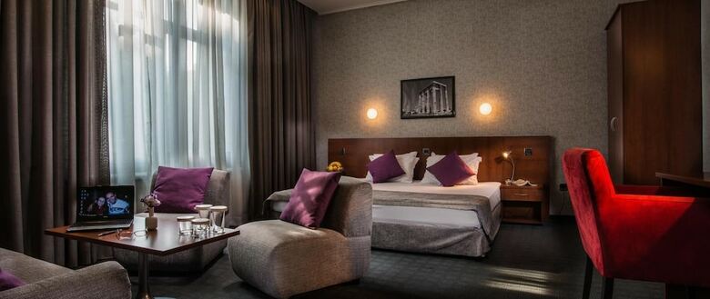 Hotel Forum