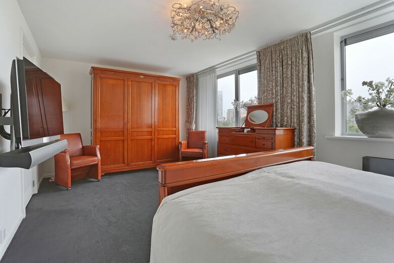 Hotel La Rosa Amsterdam Beach
