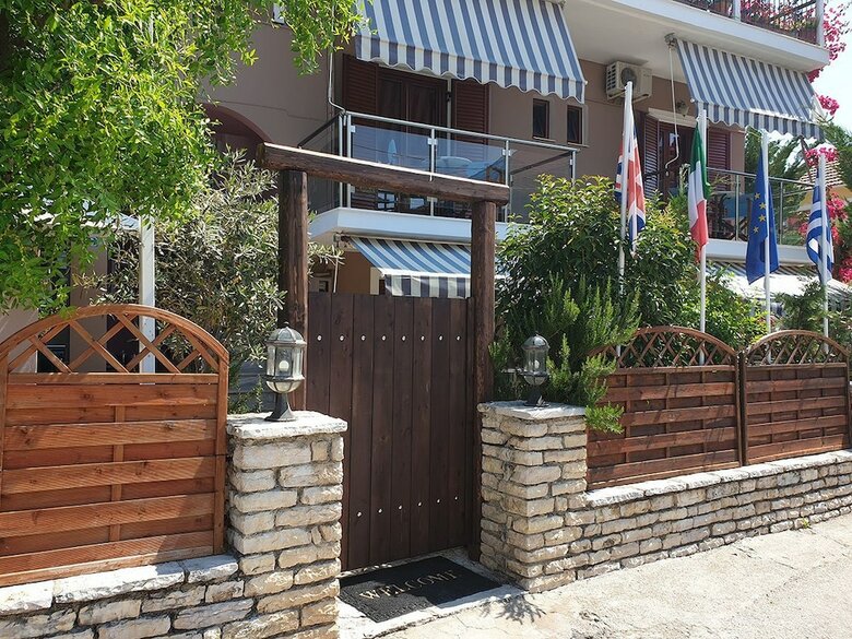 Aparthotel Athina Studios