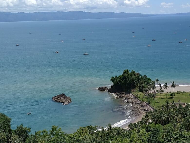 Hotel Karang Aji Beach Villa