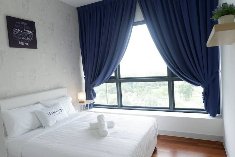 Flexiasia Bayview Apartment