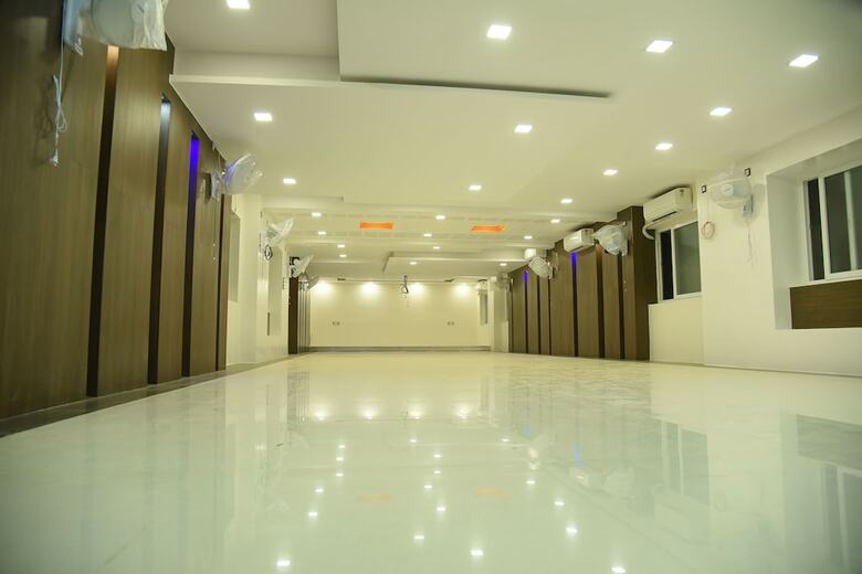 Hotel Santhoshpuri