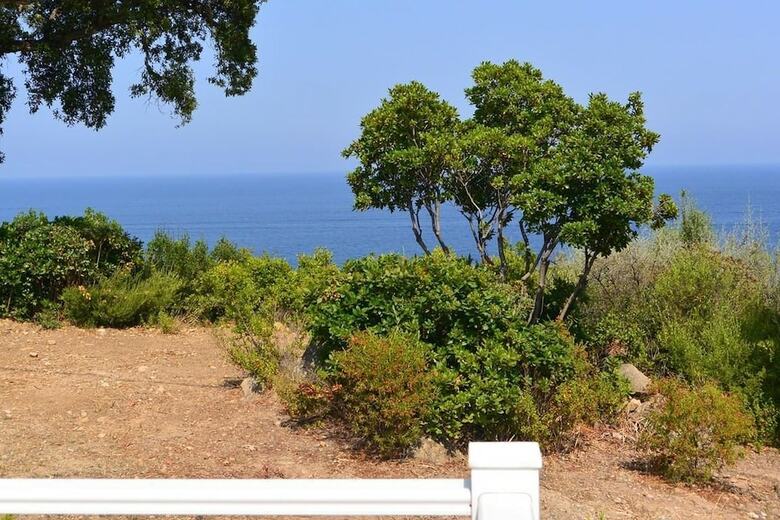 Maviella - Sea View Chalet 3
