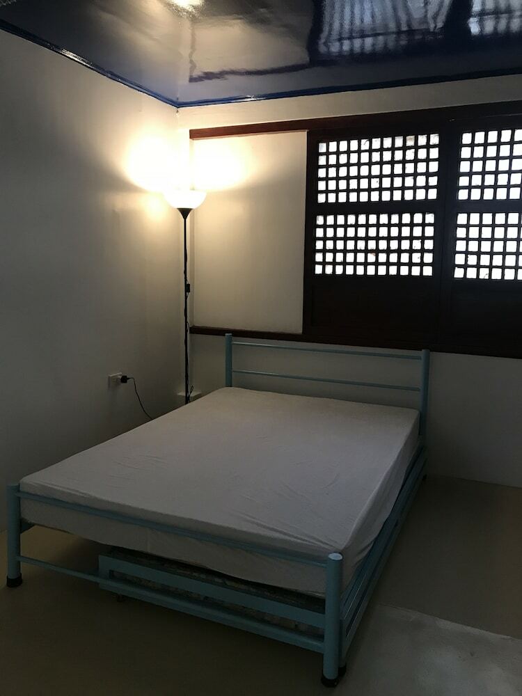 Hostal Casa Arrieta Hostel