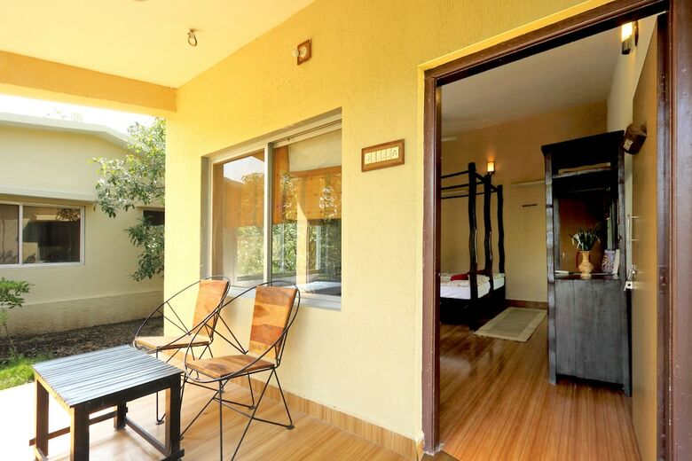 Hotel Gir Birding Lodge