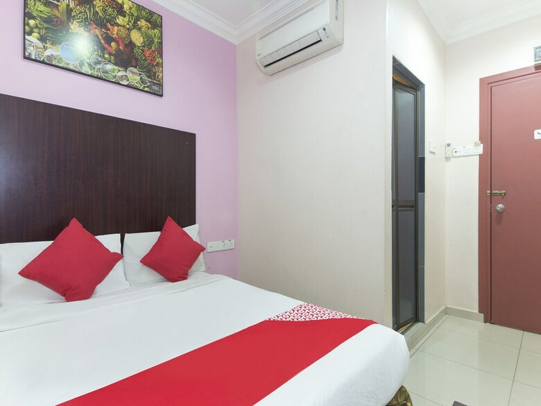 Oyo 425 Hotel Gs Inn