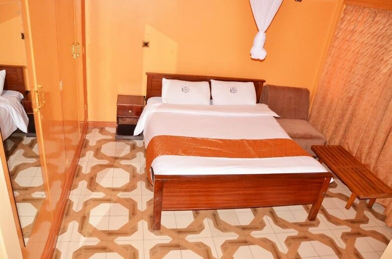 Hotel United Kenya Club