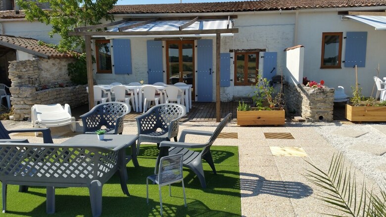 Hotel Gite La Grange - Logis De La Croix