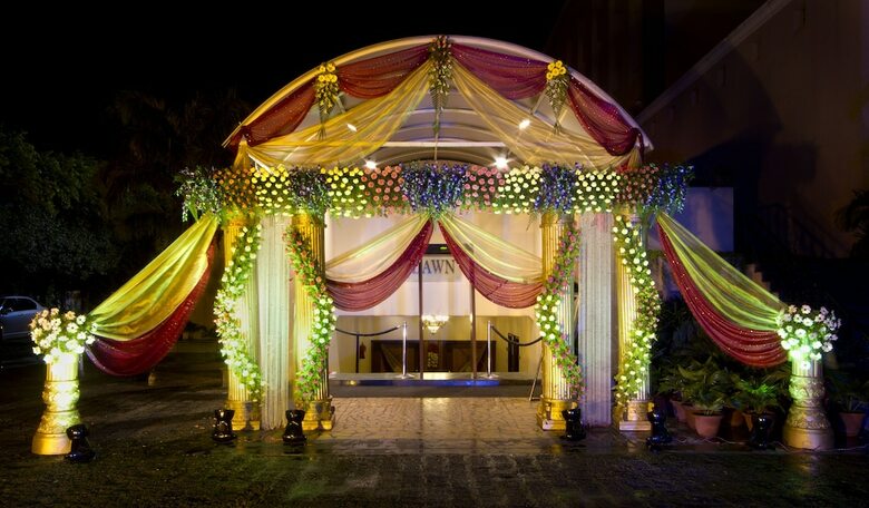 Hotel The Piccadily Lucknow