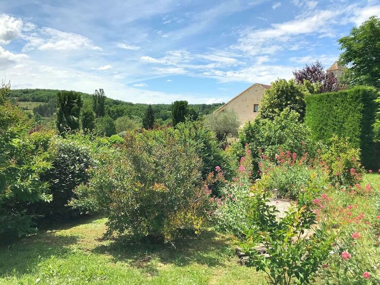 Agroturismo Domaine C�t� Granges