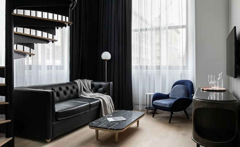 Hotel Woodlark