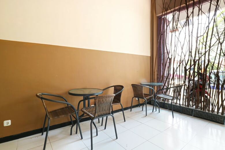 Hostal Pondok Backpacker City Square