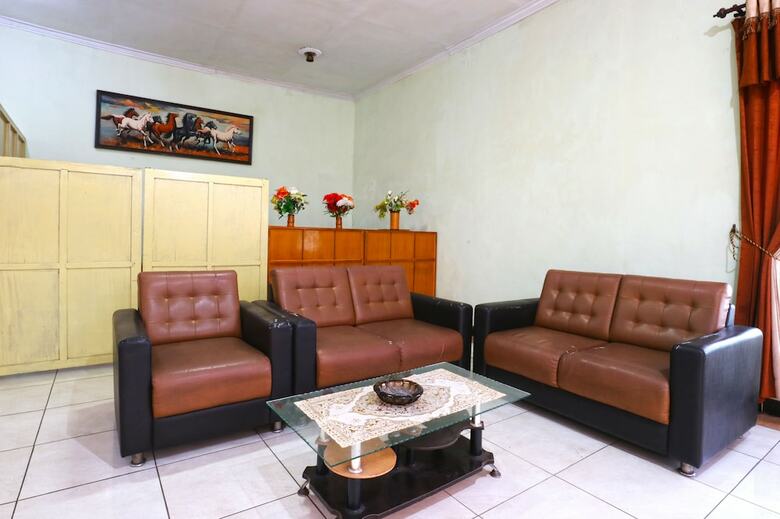 Camelia Hotel