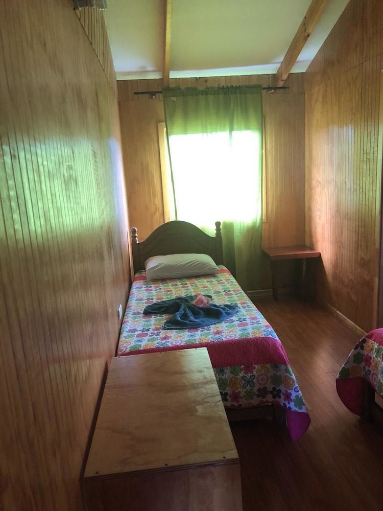 Hostal Hostel Camping Mihinoa