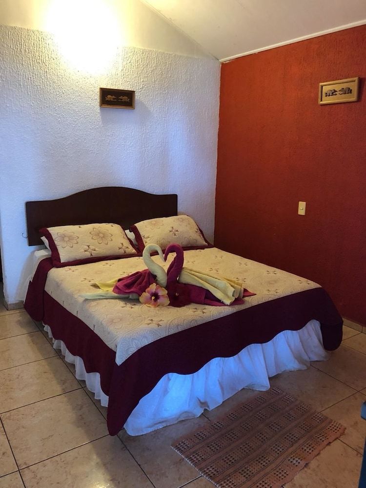 Hostal Hostel Camping Mihinoa