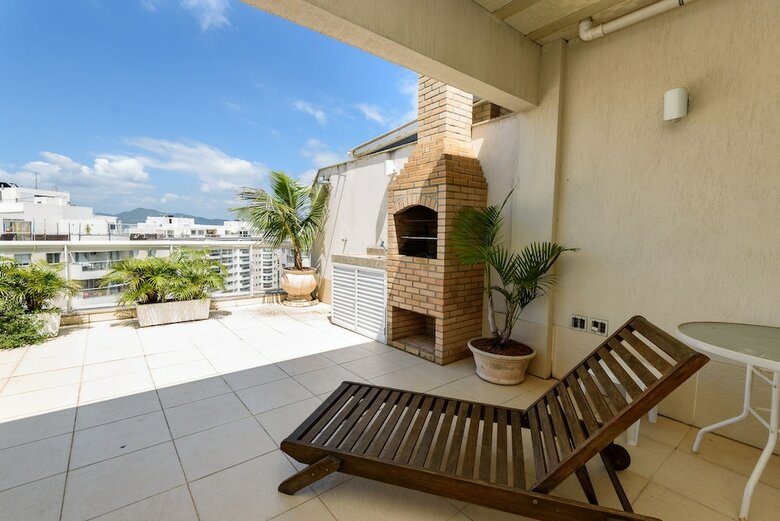 Omar Do Rio - Apartamento Cobr