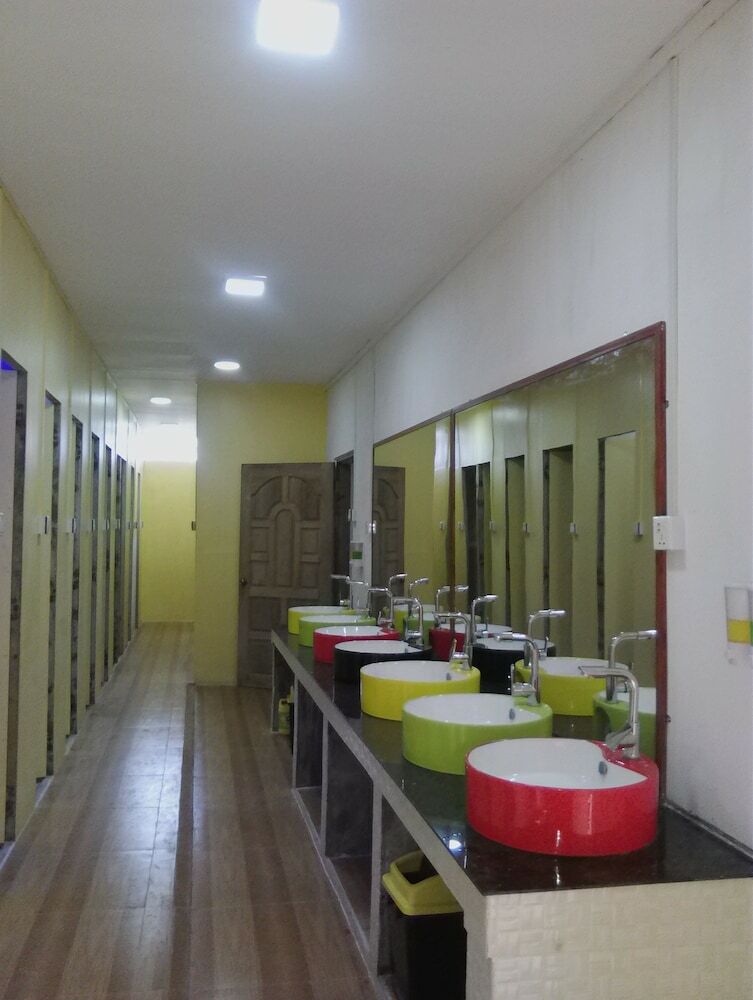 Hostal Hostel Roma Inn