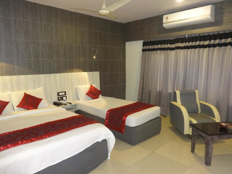 Hotel River Bay