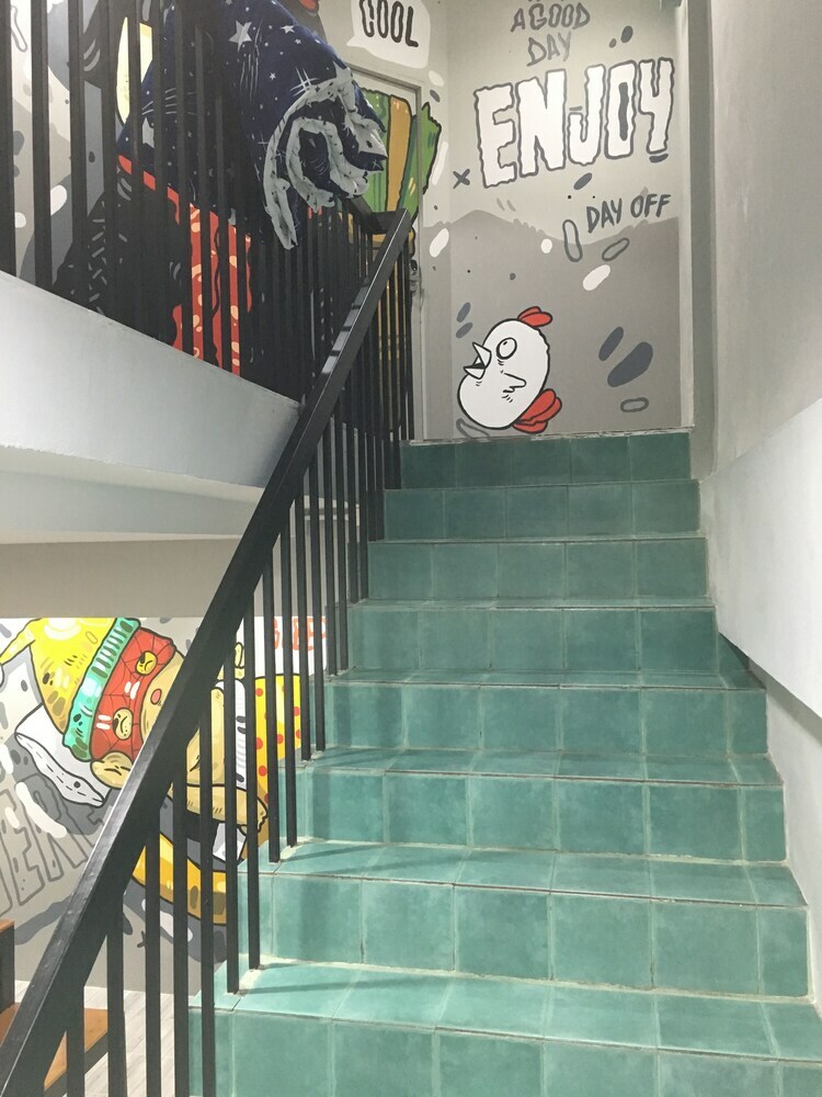 Hostal Enjoy House