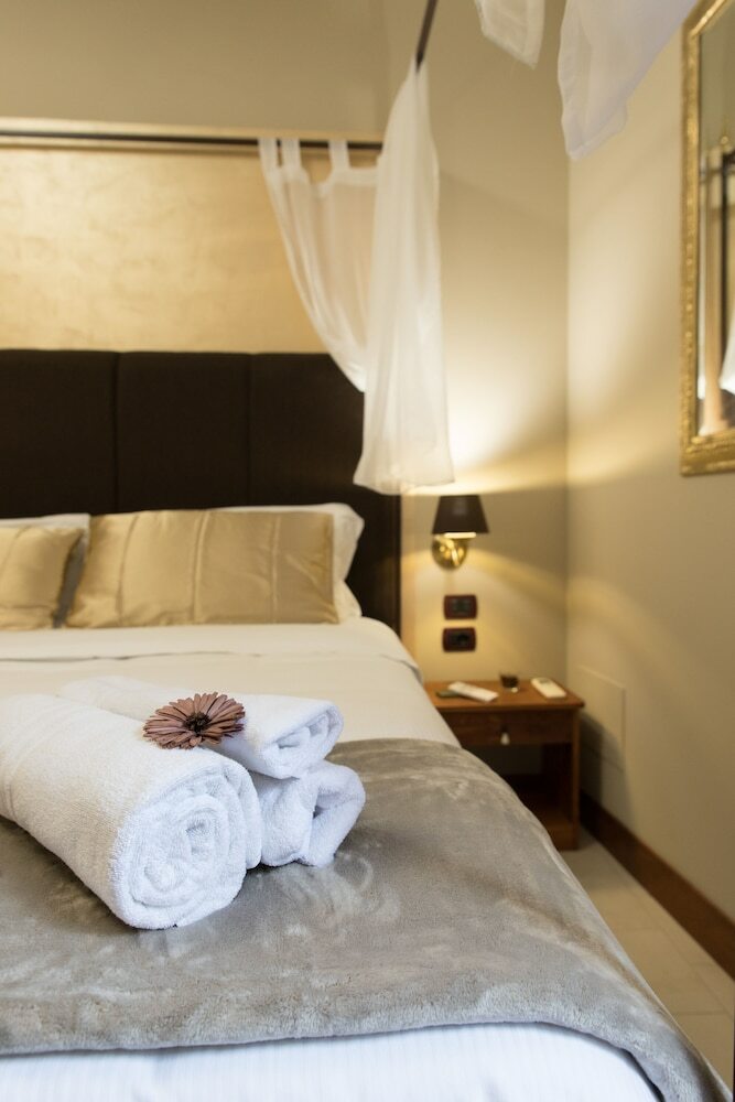 Oro Hotel
