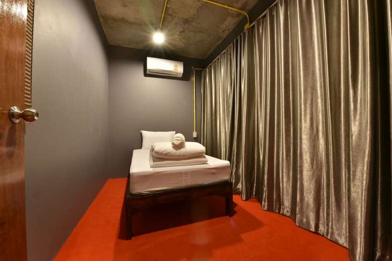 Hostal 248 Street Hostel