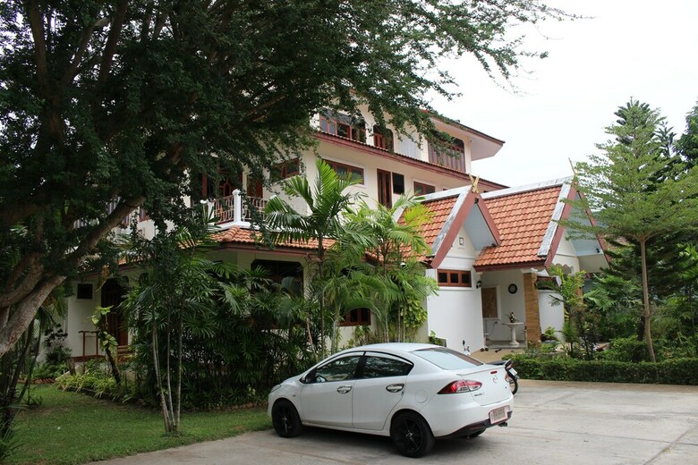 Apartamentos Brodie Rawai Resort