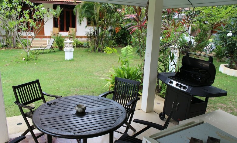 Apartamentos Brodie Rawai Resort