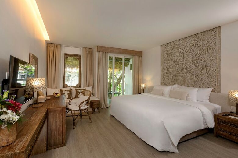 Hotel Eden Beach Resort And Spa