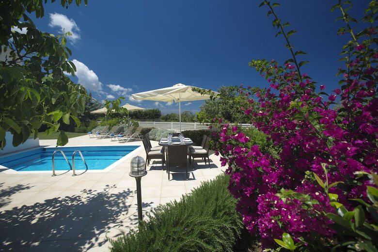 Salvia Villas