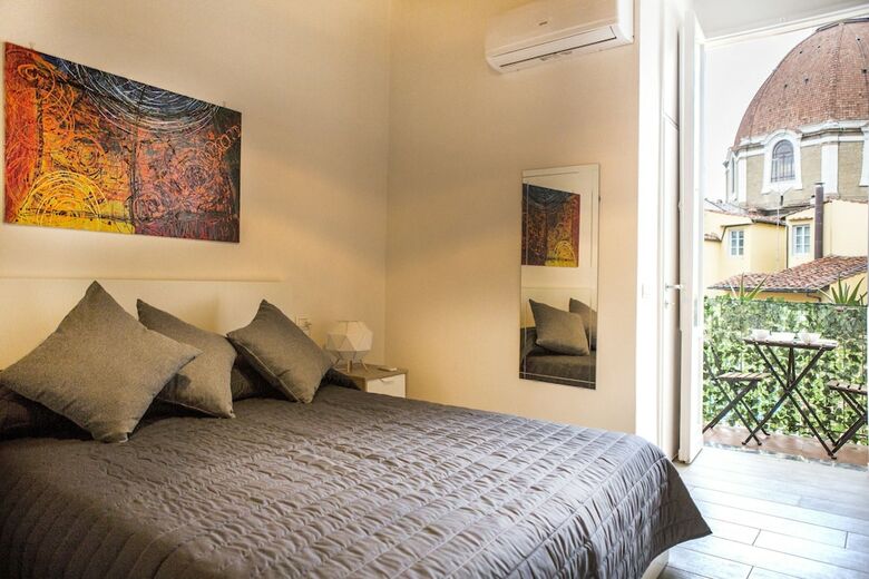 Art Apartment San Lorenzo