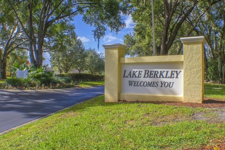 Ip60347 - Lake Berkley - 3 Bed 2.5 Baths Townhome