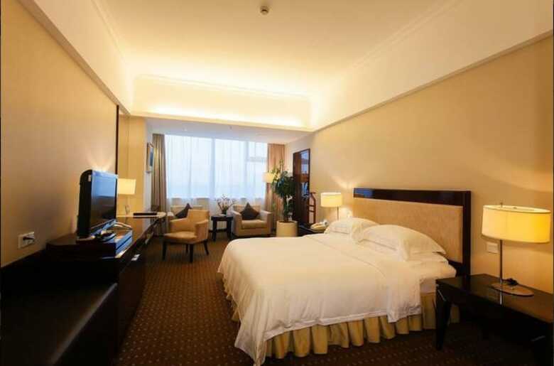 Tienyow Grand Hotel