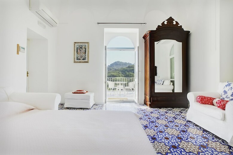 Bed & Breakfast Suite Villa  Carolina